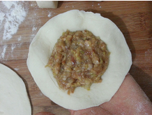 怎样制作猪肉馅包子