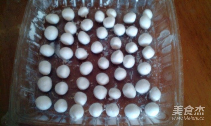 双色小汤圆的做法