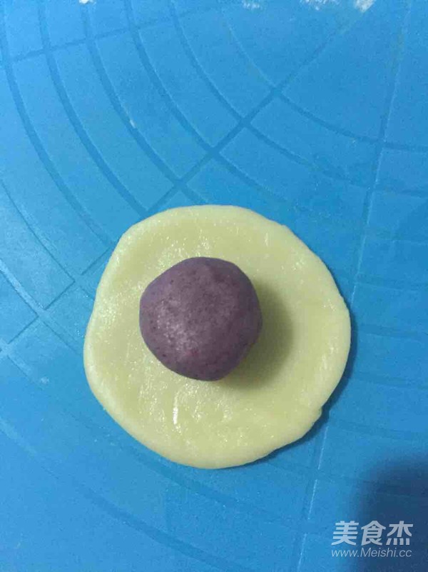 花式蛋黄酥的做法