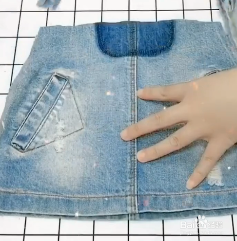 如何修改吊带裤?