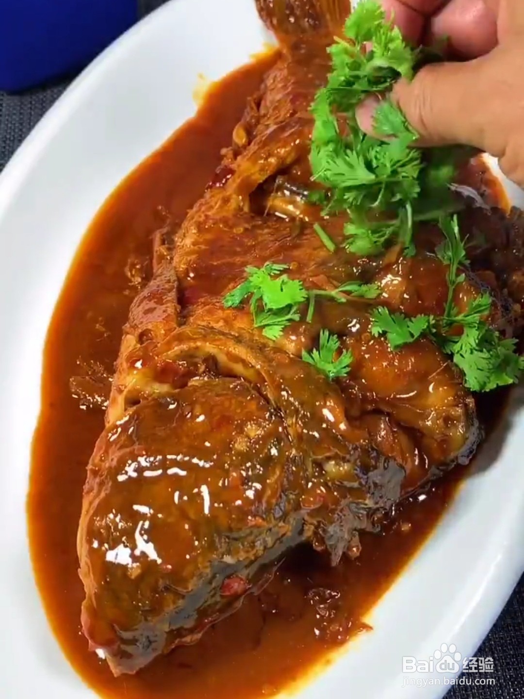 香辣红烧鲤鱼的做法