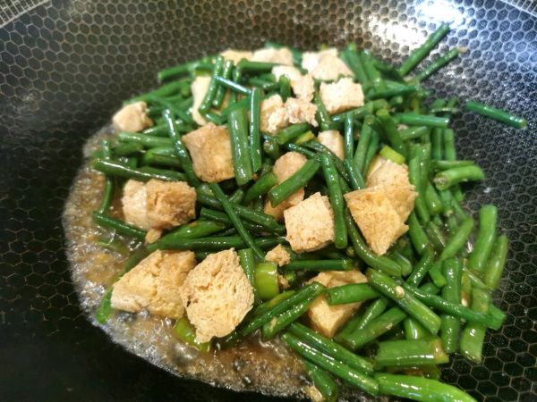 蒜香豇豆冻豆腐