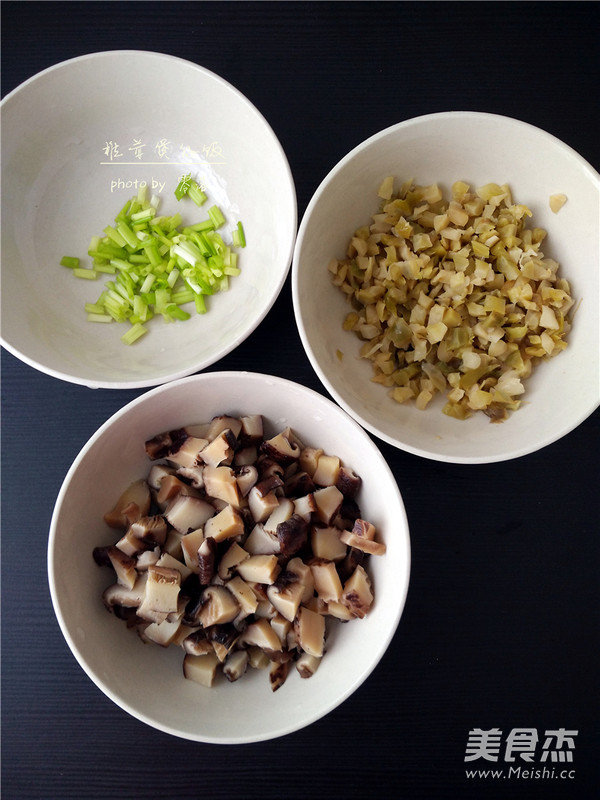 椎茸煲仔饭的做法