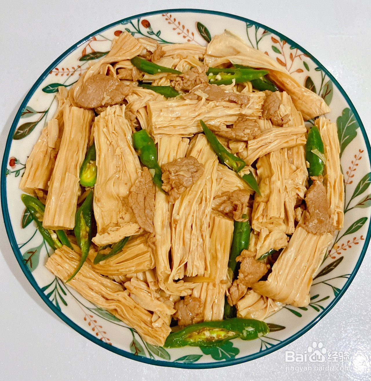 腐竹炒肉的做法