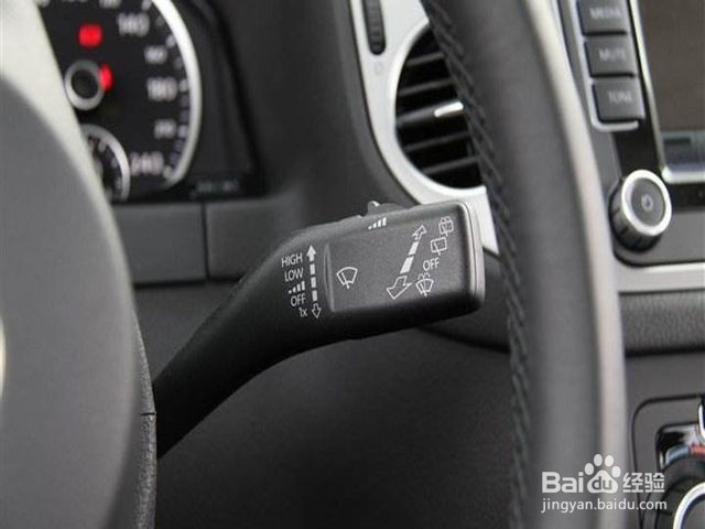 途观后雨刮器怎么关