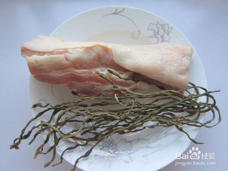 干豇豆红烧肉的做法 最正宗的做法
