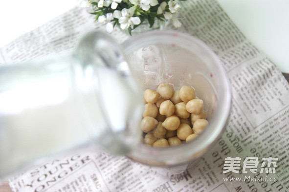 高颜值的补血补钙浓汤【甜根菜鹰嘴豆浓汤】