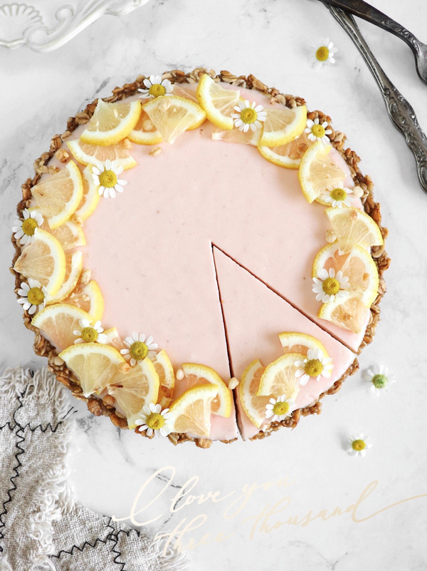 燕麦草莓芝士挞