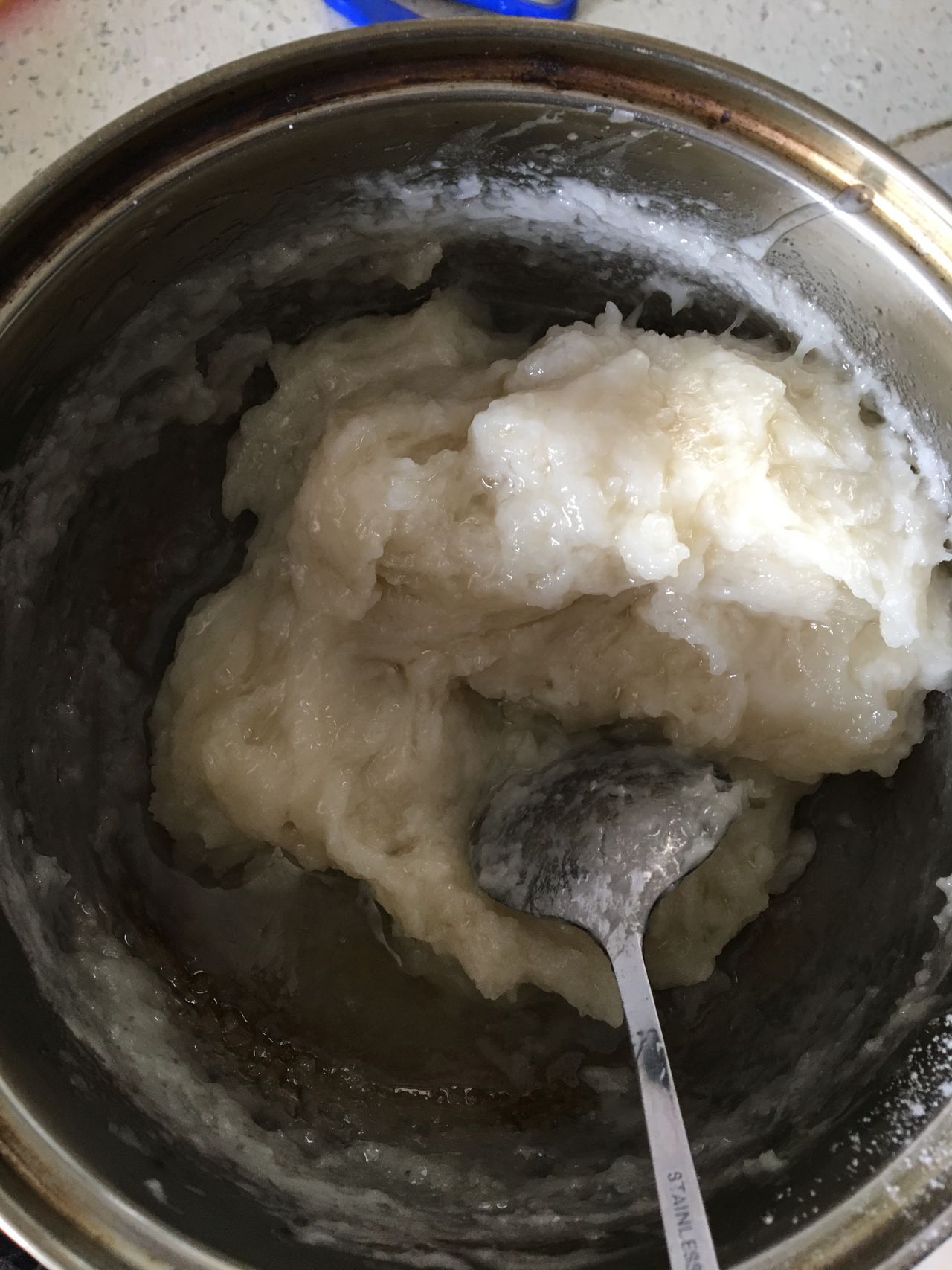 老婆饼的做法，好吃又不腻！