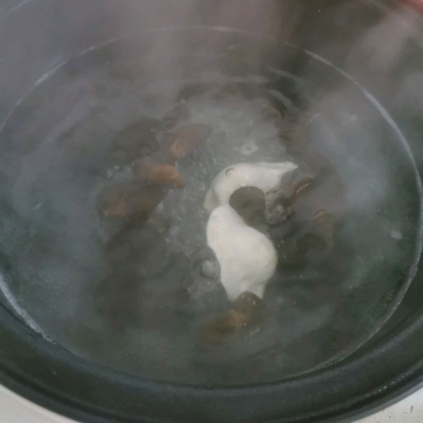 麻麻辣辣钵钵鸡