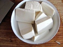 鳕鱼炖豆腐的做法