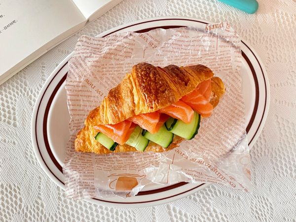 三文鱼夹心三明治