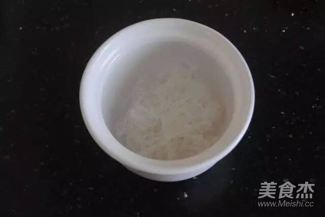 桃胶蔓越莓燕窝