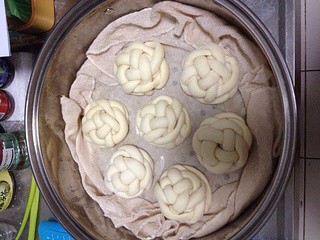 光明牛奶怎么才能做出营养美味漂亮的绣球馒头