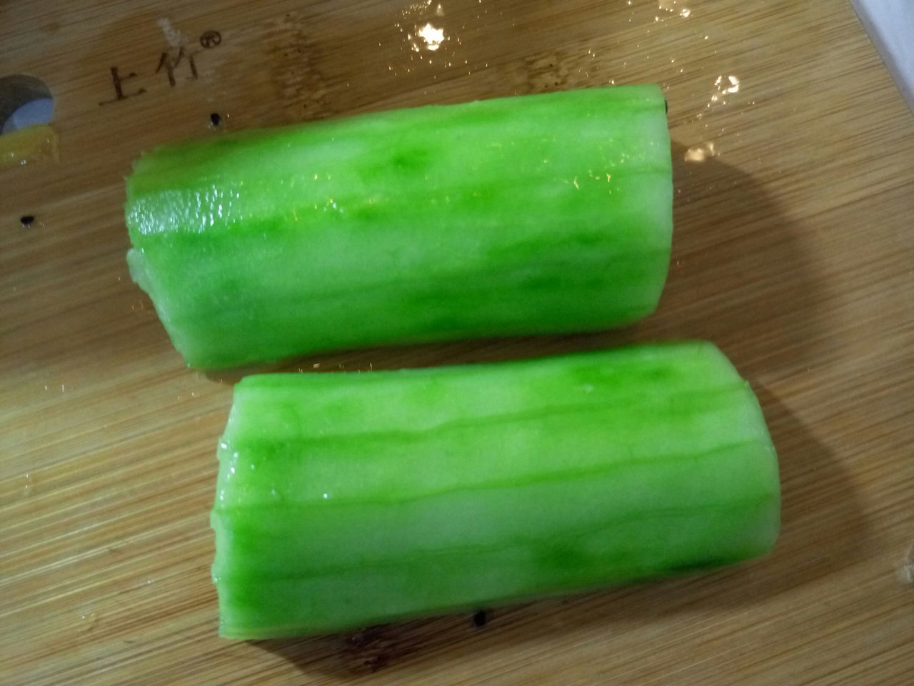 缤纷爱心水果酸奶沙拉，炎炎的夏日来一个！