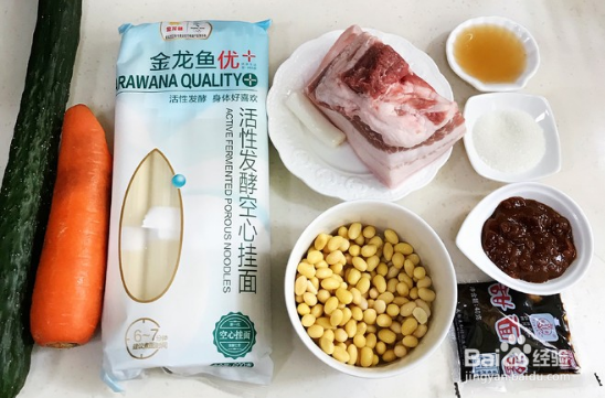 京味十足的炸酱面