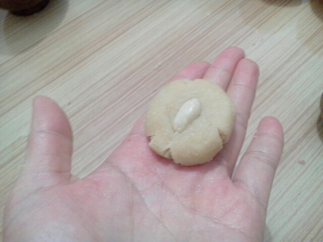 怎么做香酥花生酥饼,看完这个你就学会了