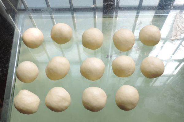 芝士火腿玉米月亮小面包