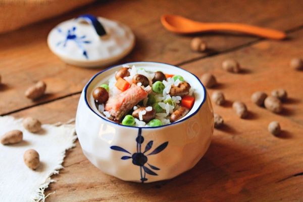 山药蛋排骨焖饭