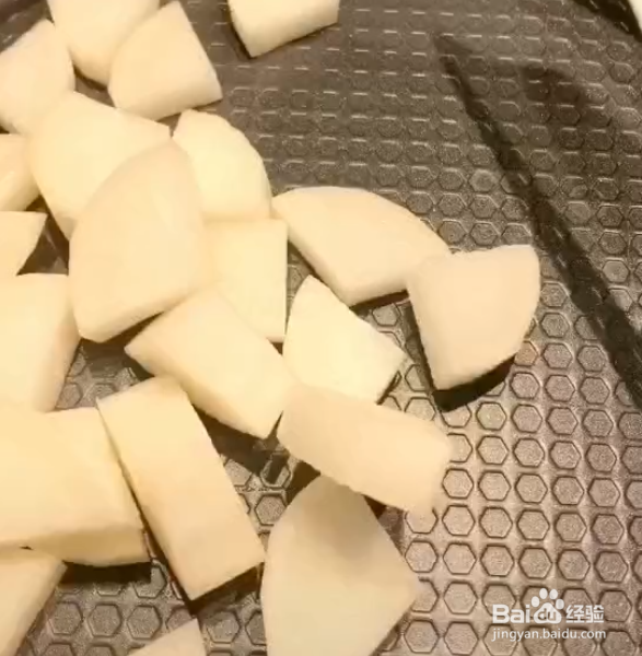 如何做牛排骨炖白萝卜汤