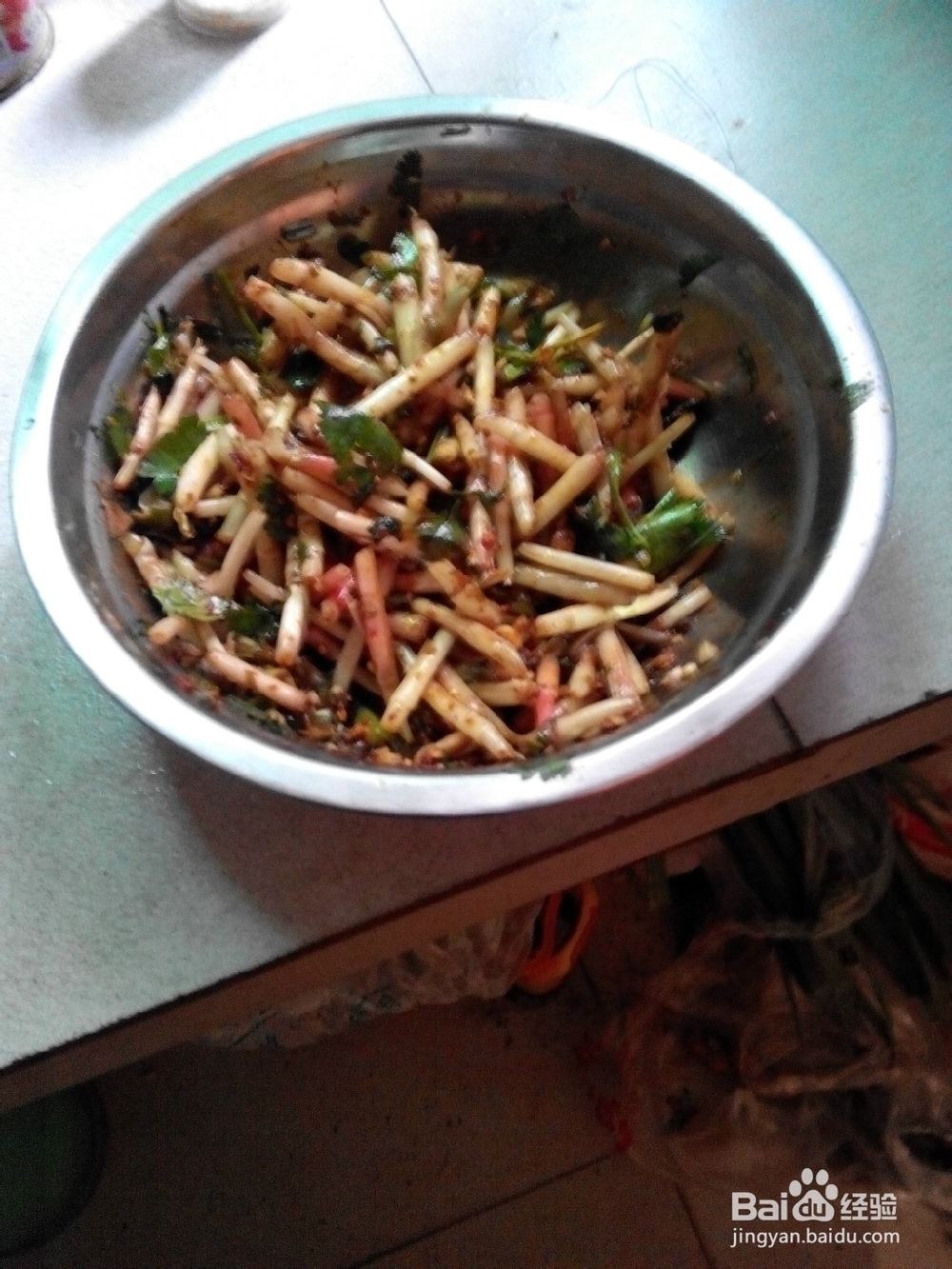 风味凉拌折耳根