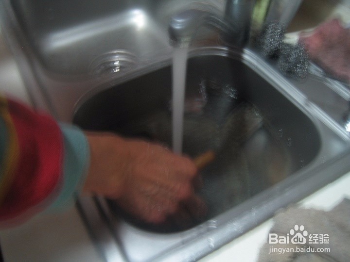 老年人怎样去海鱼的麟