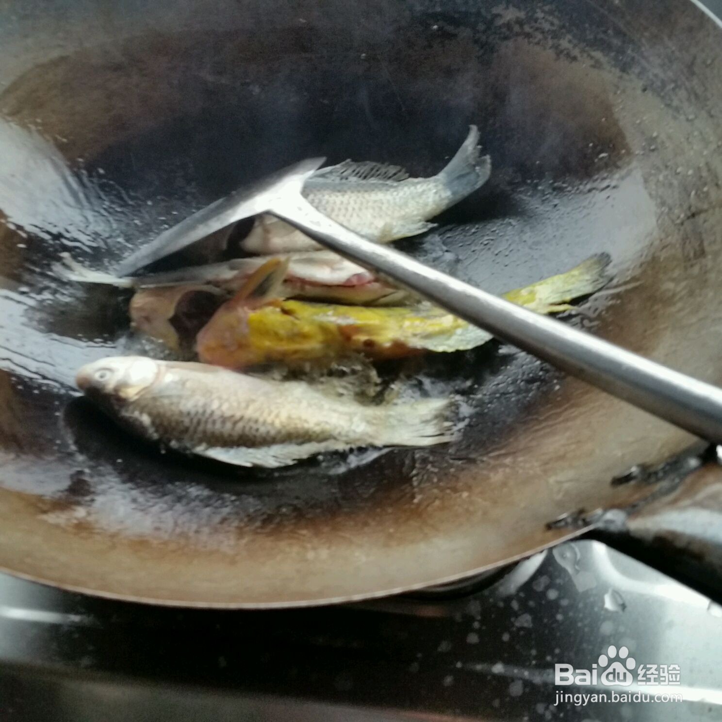 香辣杂鱼烩的做法