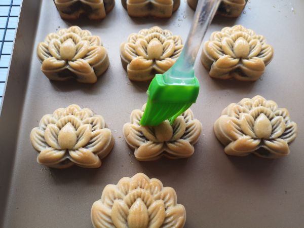 沙嗲牛肉莲花月饼