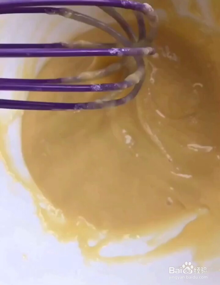 如何制作猫爪小蛋糕?