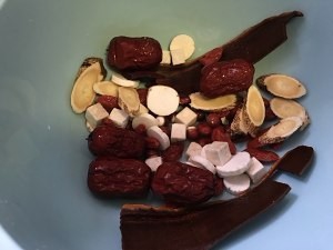 怎么做花菇母鸡汤的攻略/步骤