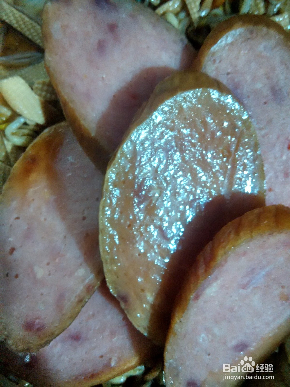 香肠香菜拌绿豆芽干豆腐