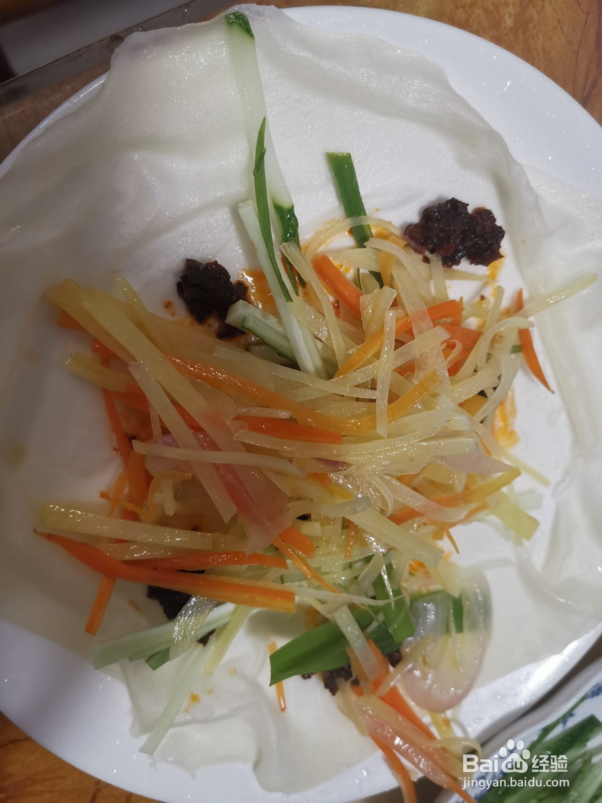 香菇酱土豆胡萝卜丝卷饼