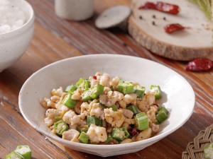 怎样做秋葵鸡丁