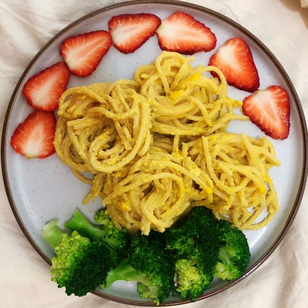 15分钟奶油咸蛋黄意面