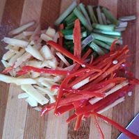 如何制作红烧鲫鱼