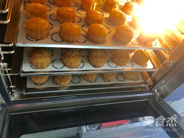 风炉批量广式月饼