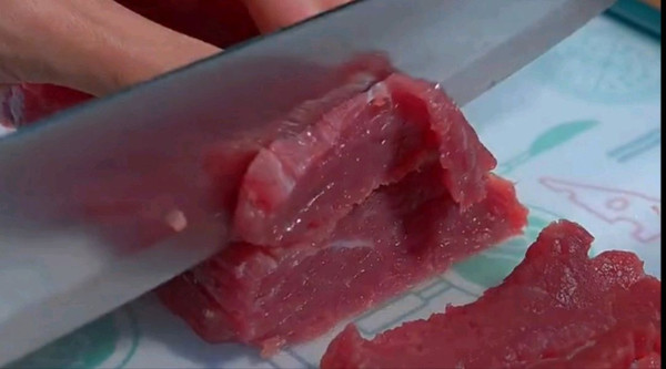 酒楼特色水煮牛肉