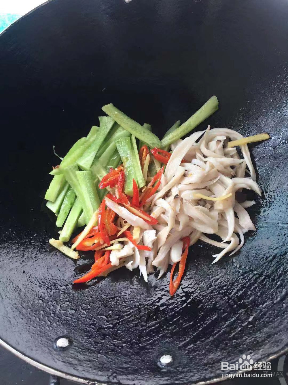 极味家常菜：杏鲍菇炒黄瓜