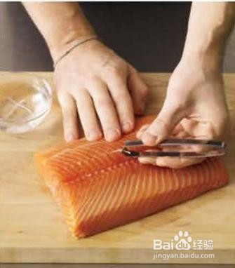 <b>北欧传统三文鱼的做法</b>