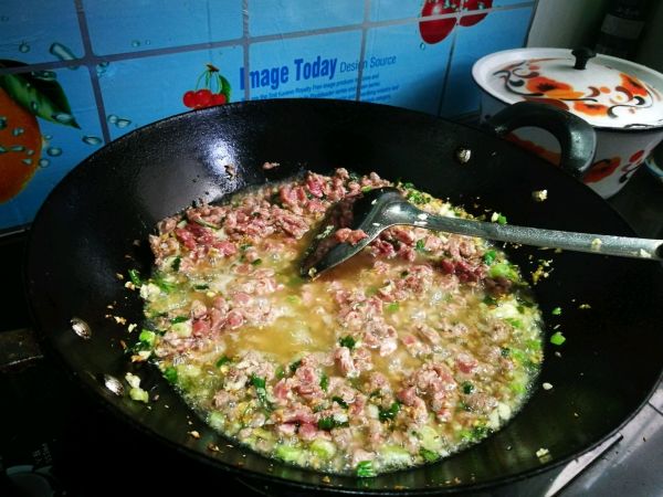 超级下饭的香菇牛肉酱