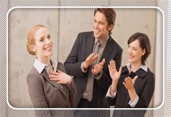 怎样成功地赞美他人