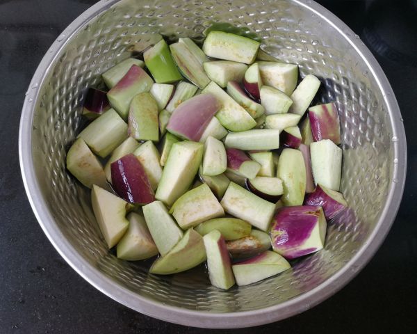 腰果仁宫保茄子