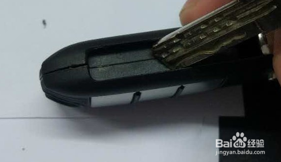 荣威rx5遥控钥匙怎么打开换电池配图片
