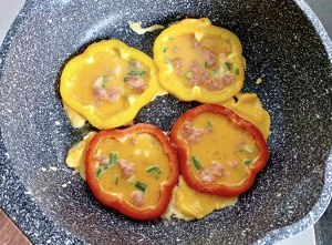 双色彩椒蛋饼做法大全