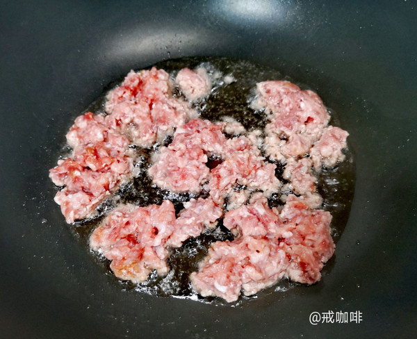 大头菜炒肉颗颗