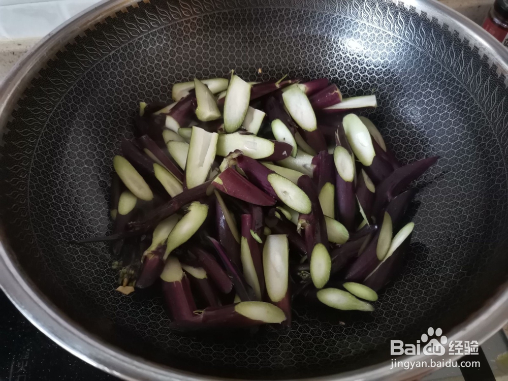 如何制作蒜蓉炒红菜苔