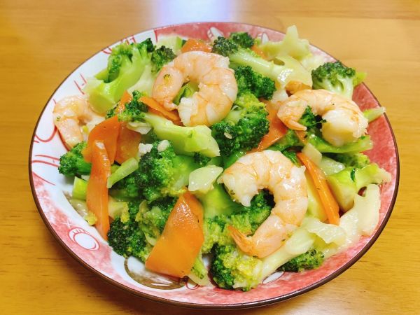 蒜蓉西兰花炒虾仁