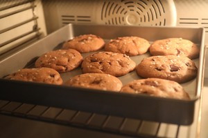 海盐巧克力大曲奇的做法