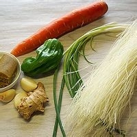 咖喱粉丝煲 精品