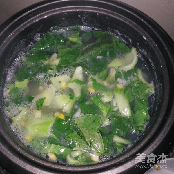 皮蛋青菜粥的做法